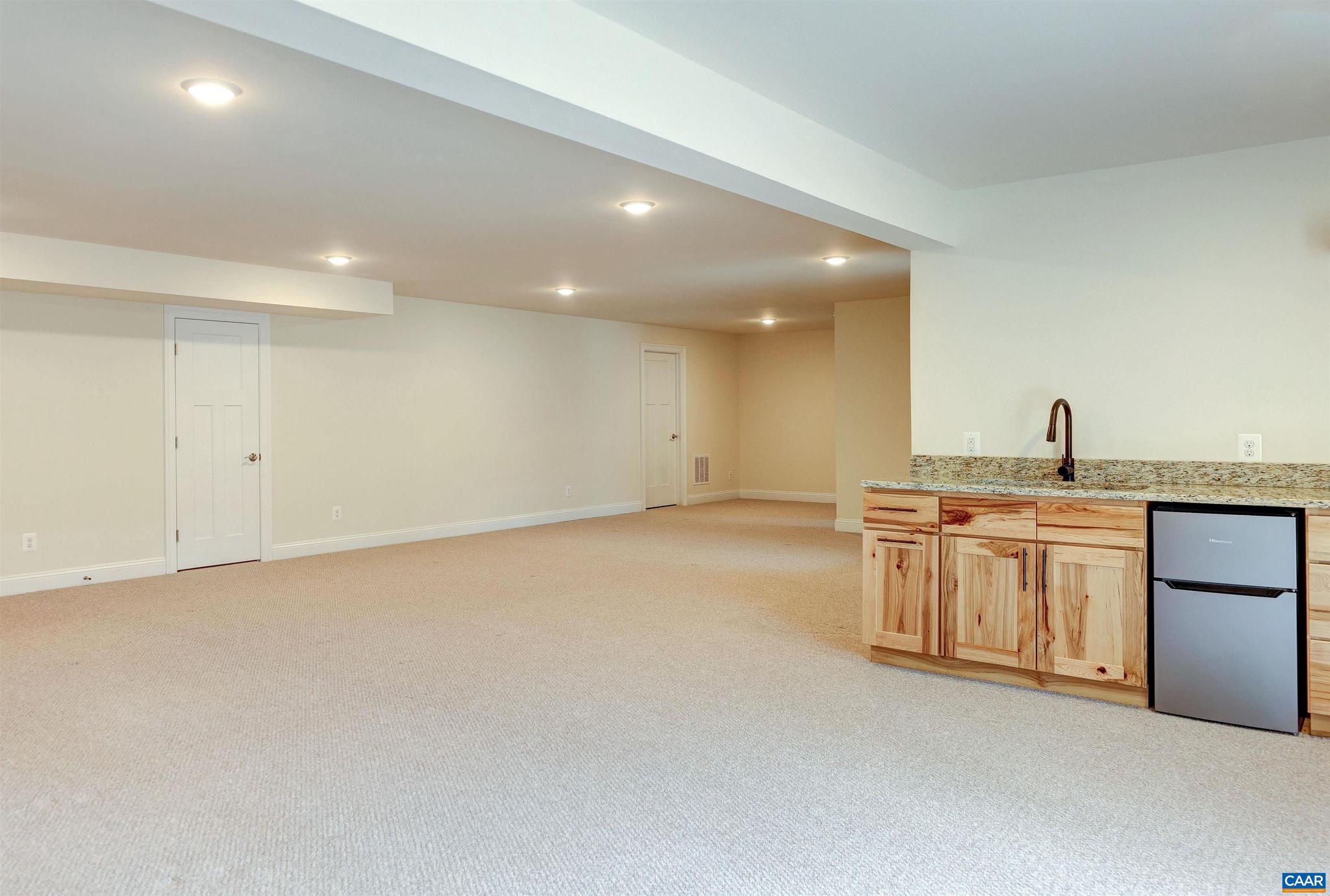 SPRING CREEK - Residential