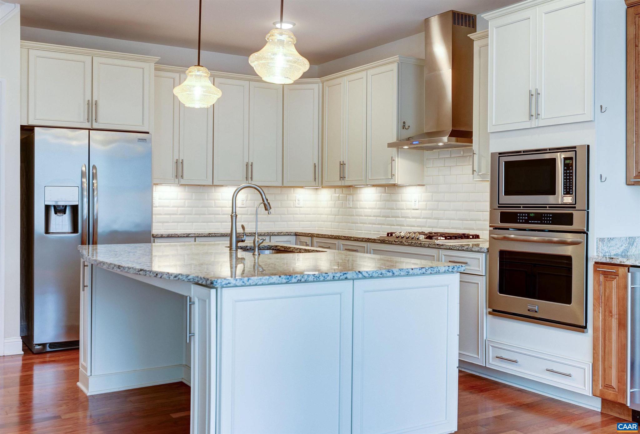 SPRING CREEK - Residential