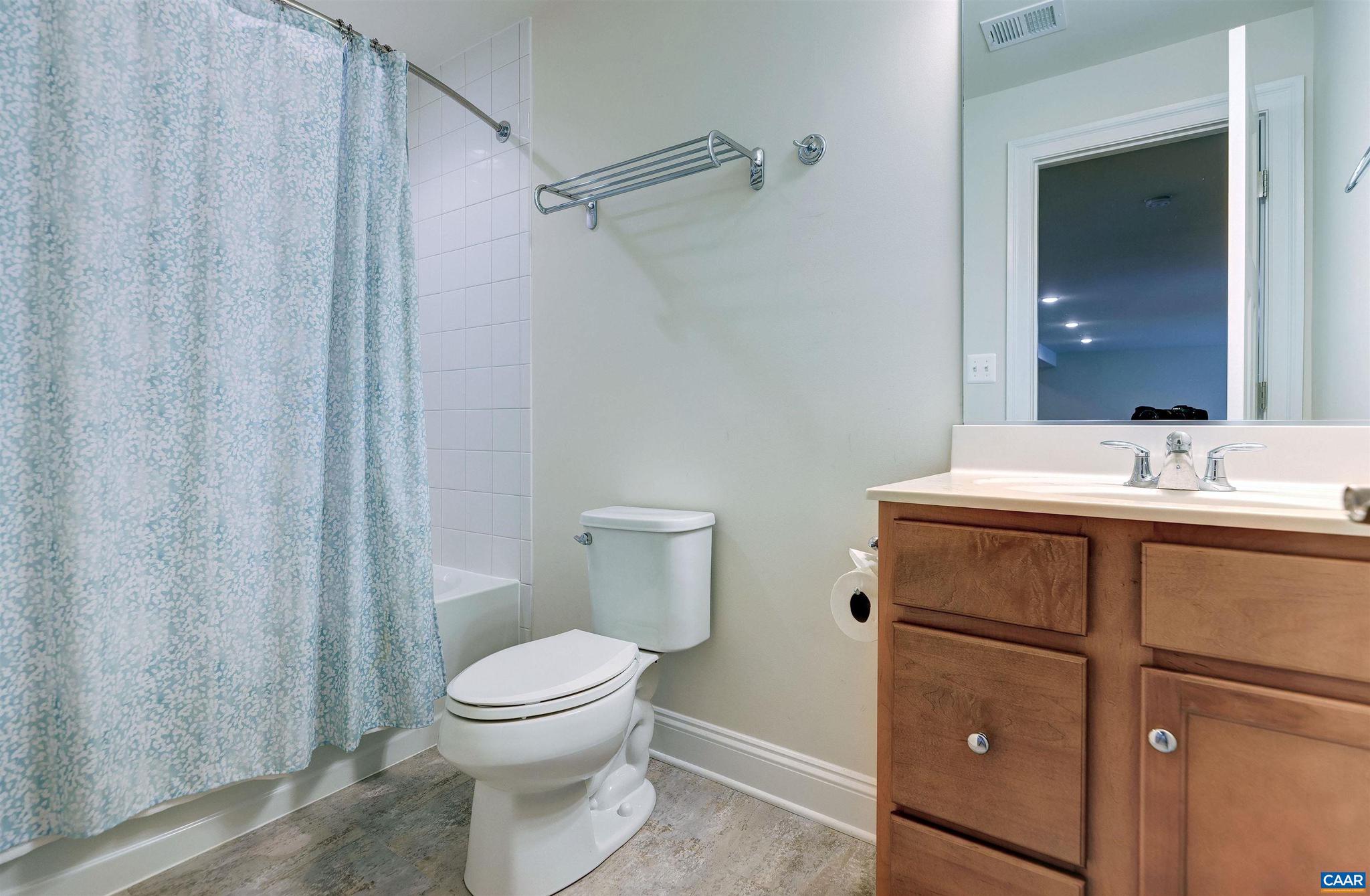 SPRING CREEK - Residential