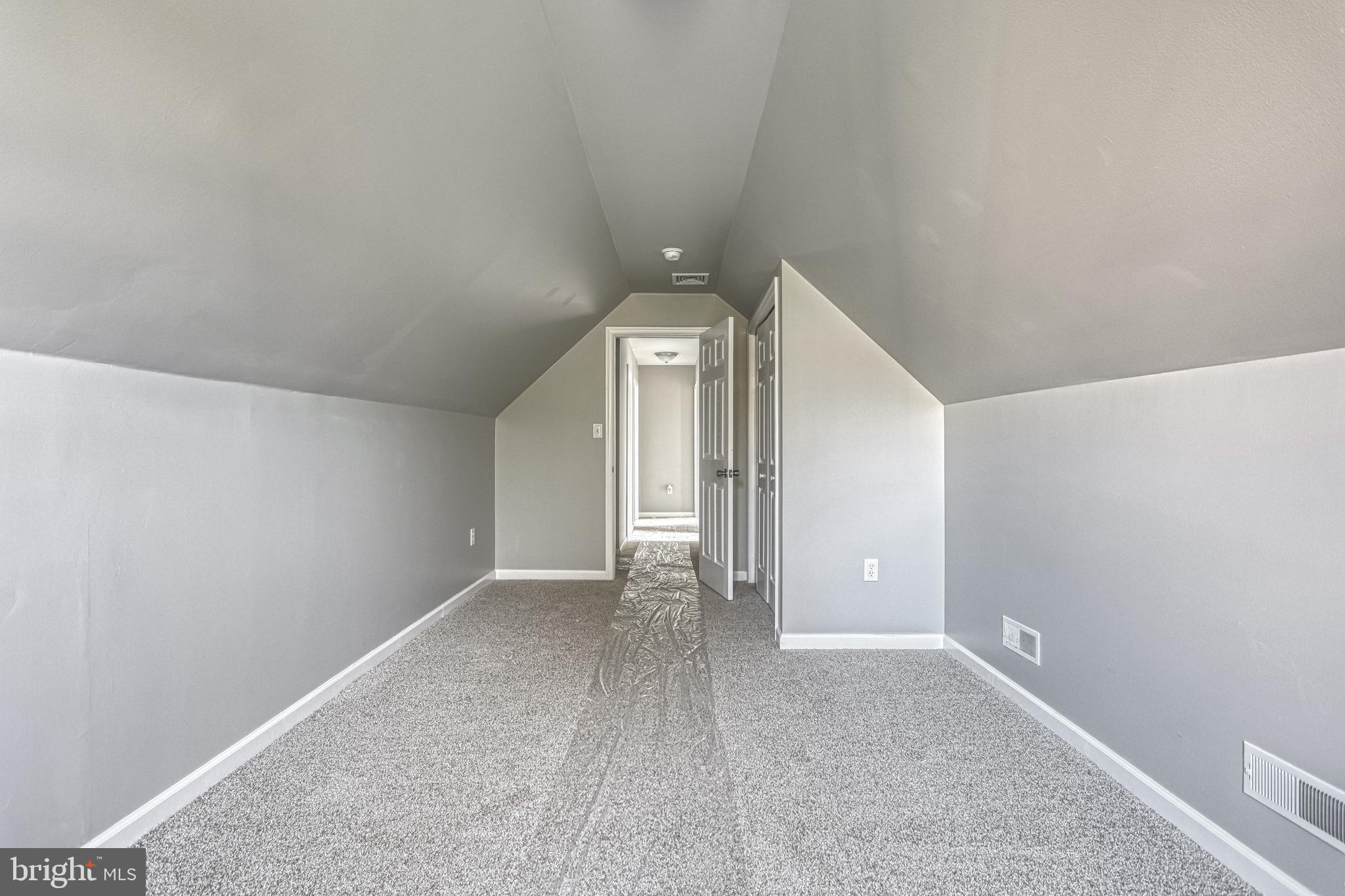 ASBURY POINTE - Residential