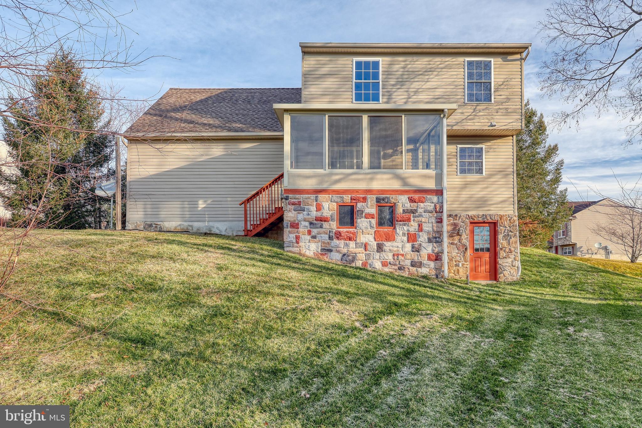ASBURY POINTE - Residential