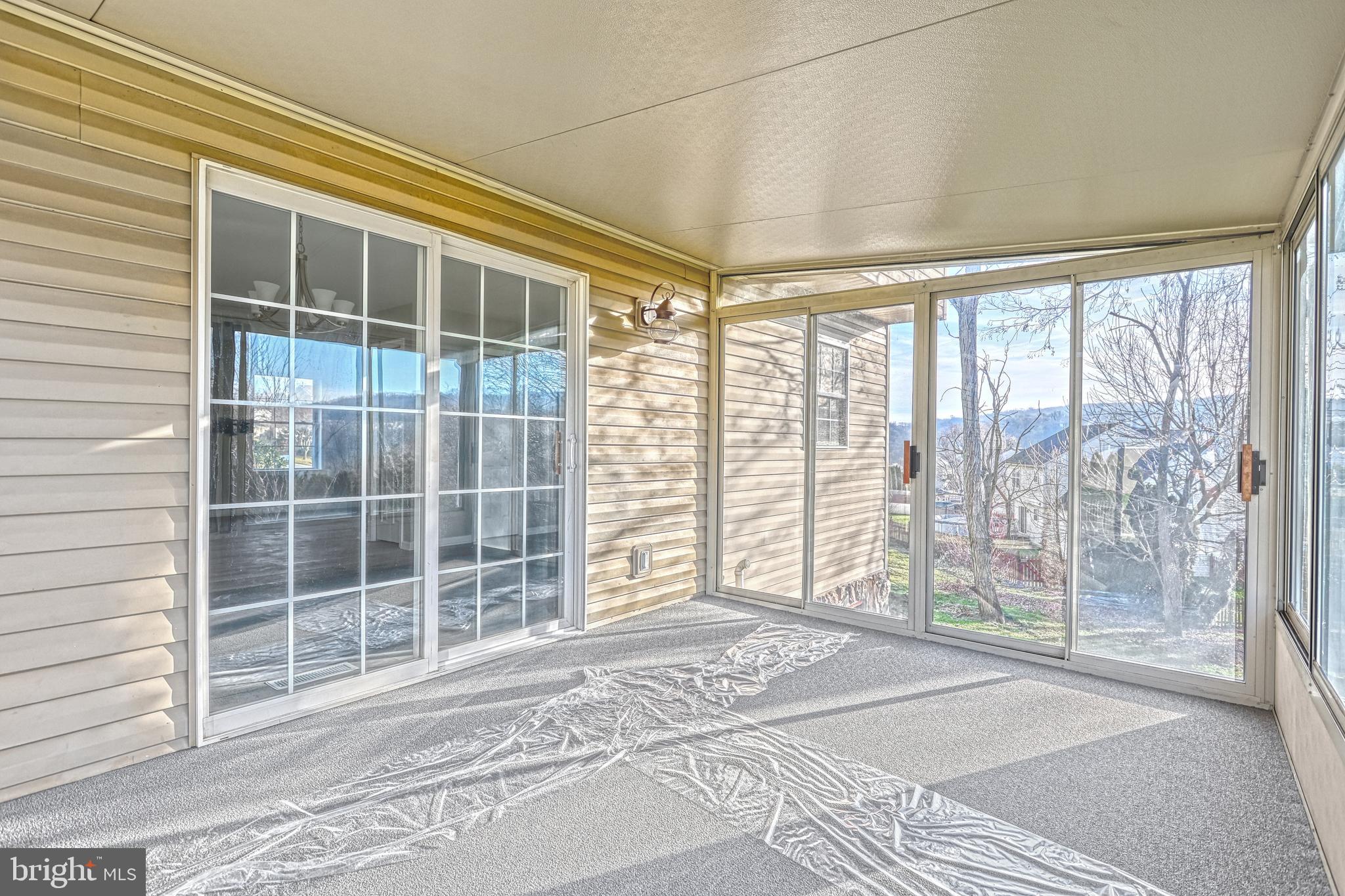 ASBURY POINTE - Residential