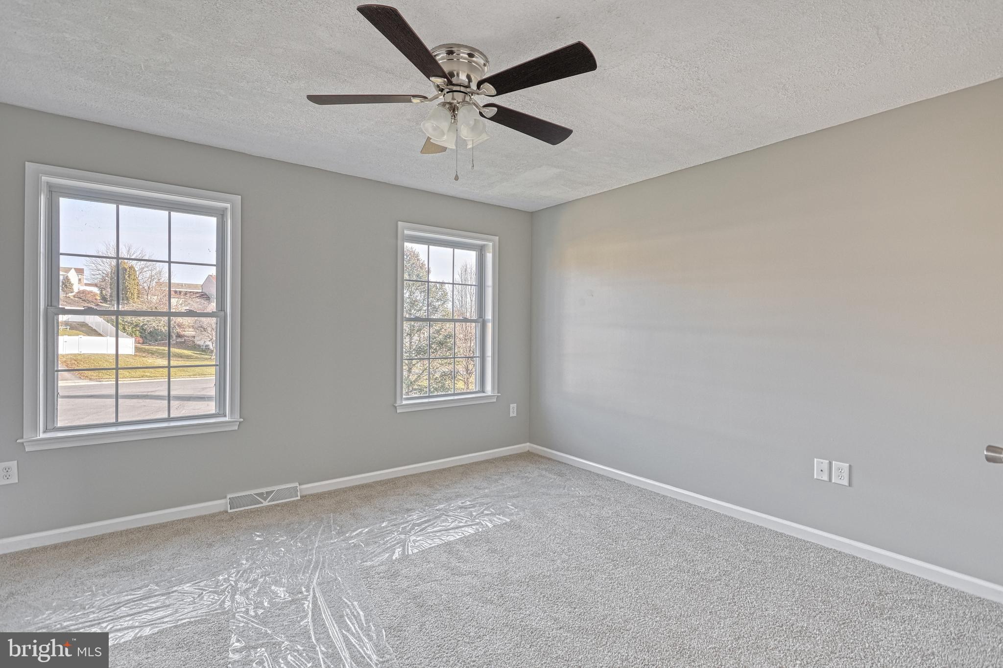 ASBURY POINTE - Residential