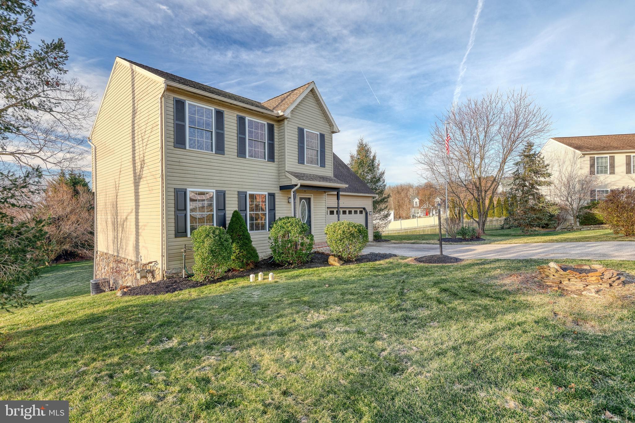ASBURY POINTE - Residential