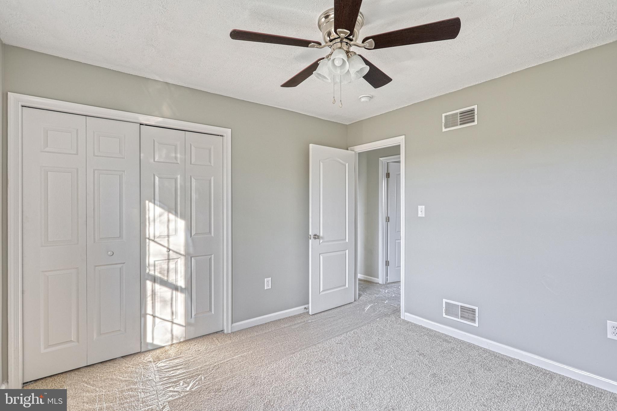 ASBURY POINTE - Residential