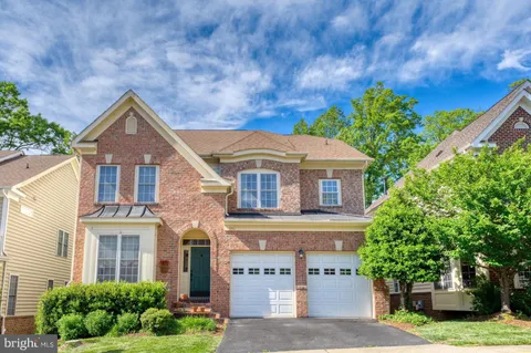 9192 Topaz Street, Fairfax, VA MLS: VAFX2236706
