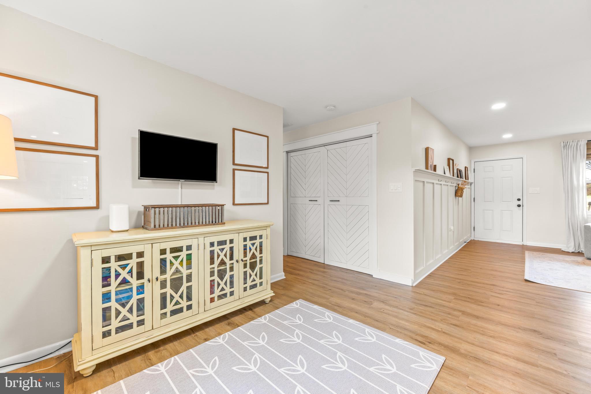 ELDERSBURG - Residential