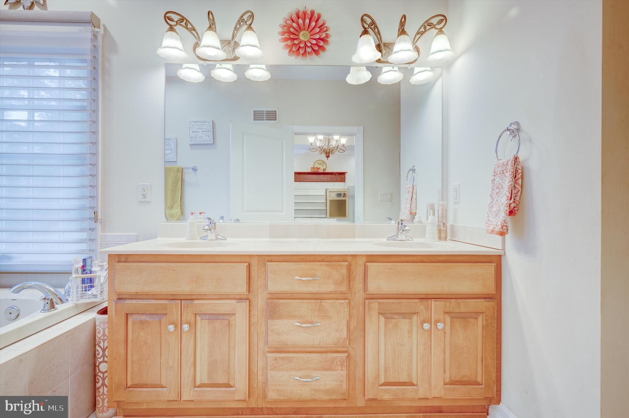 CORTLAND VILLAS - Residential