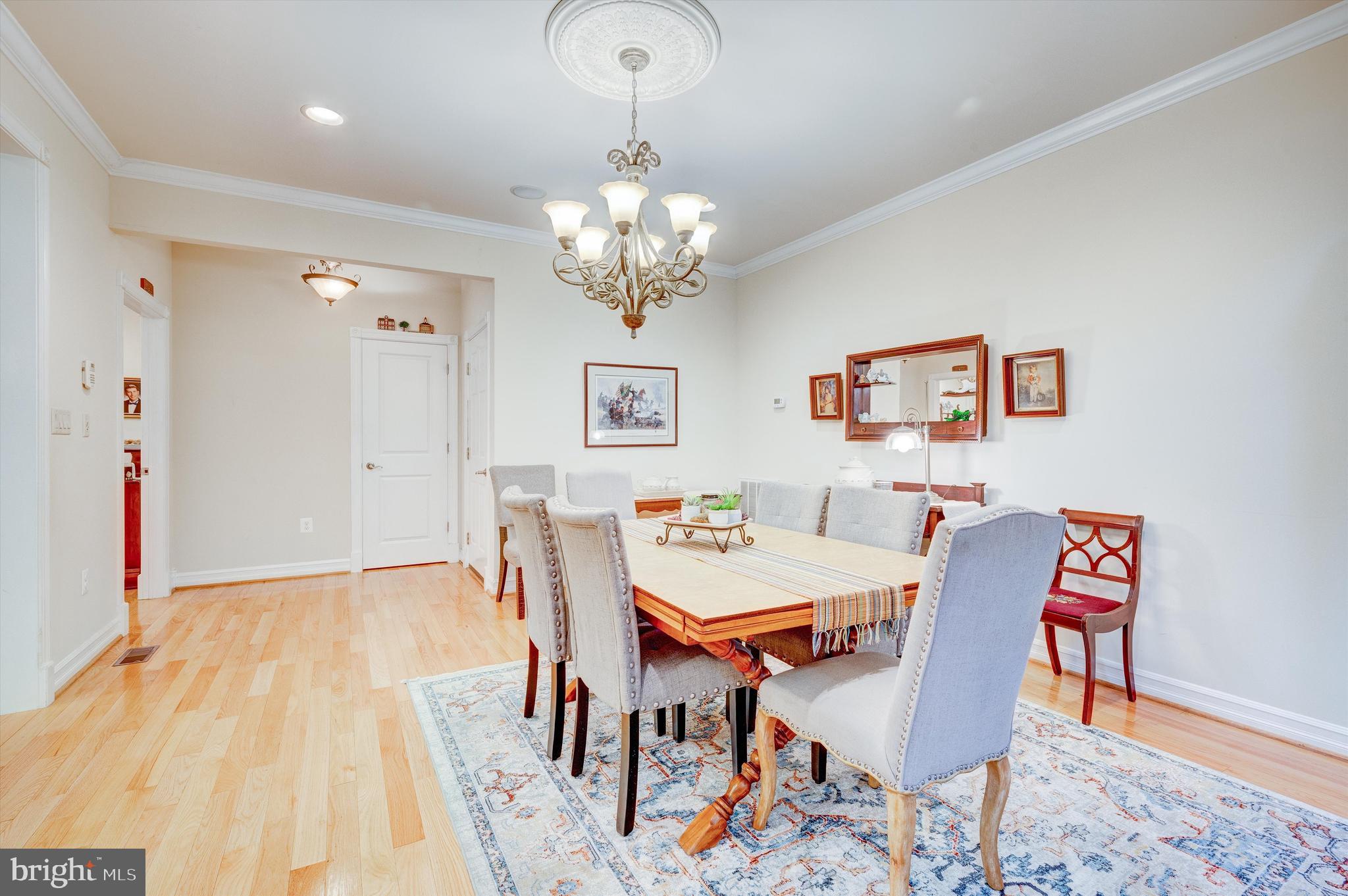 CORTLAND VILLAS - Residential