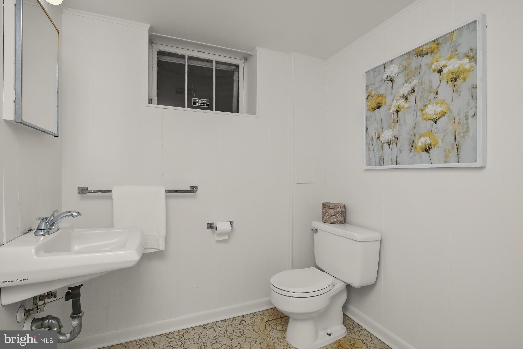 WINDSOR HILLS - Residential