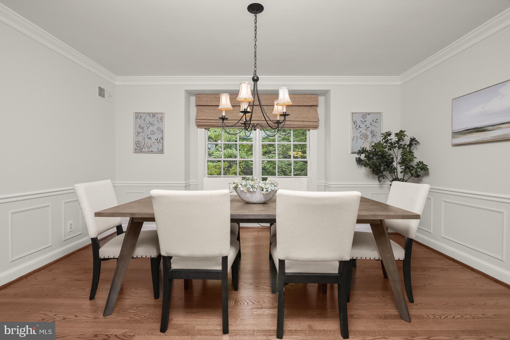 WINDSOR HILLS - Residential