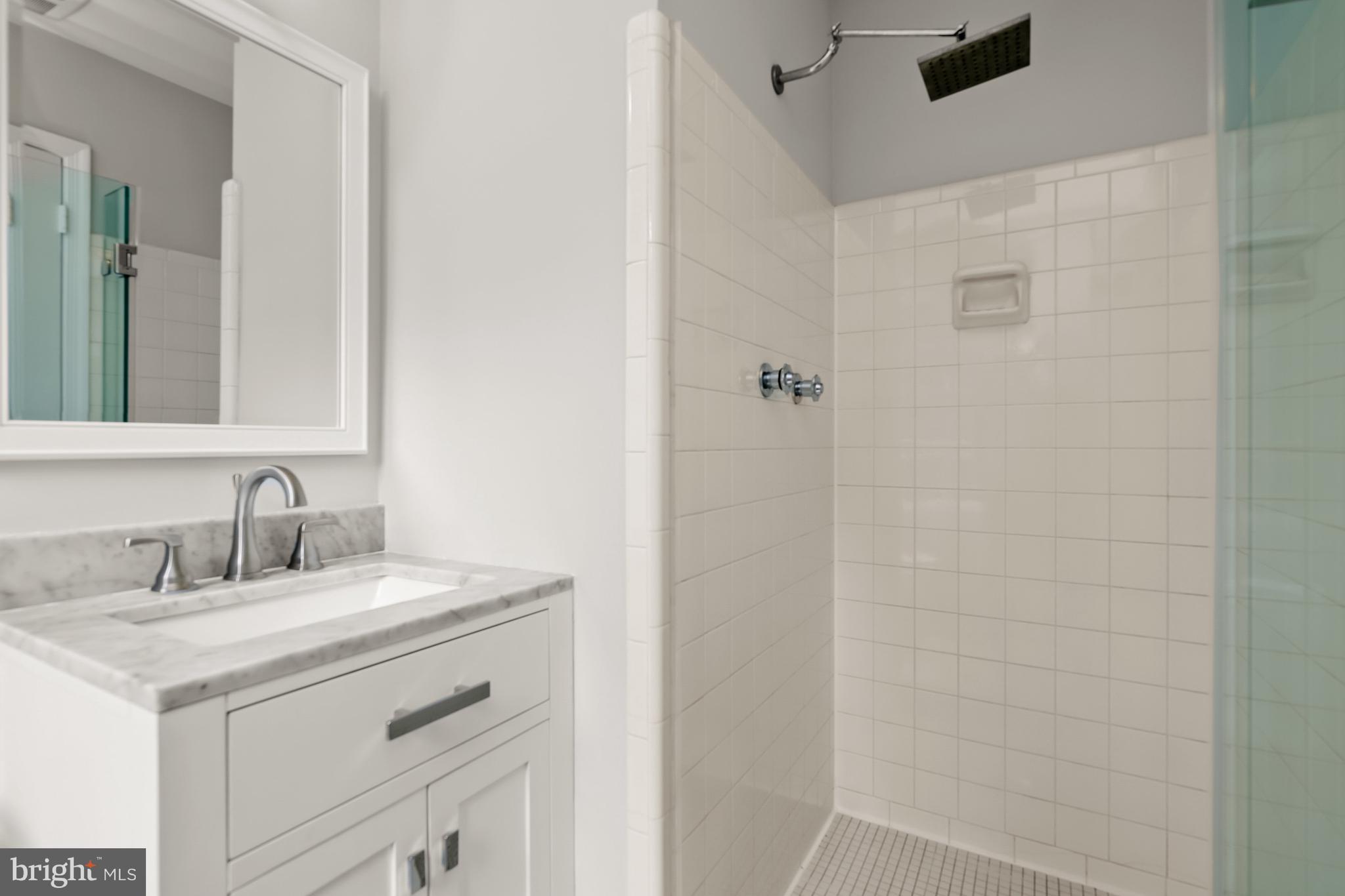 WINDSOR HILLS - Residential