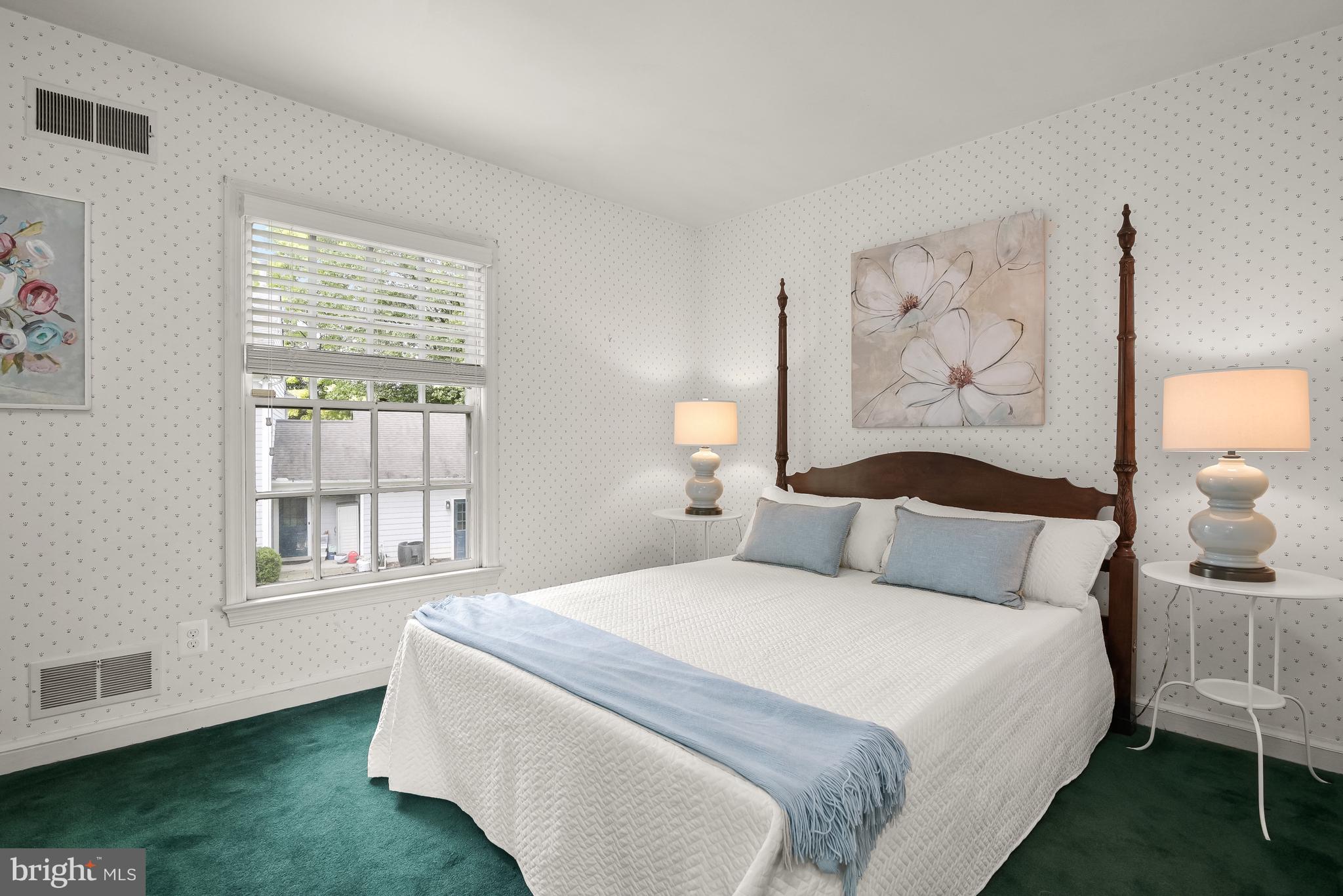 WINDSOR HILLS - Residential