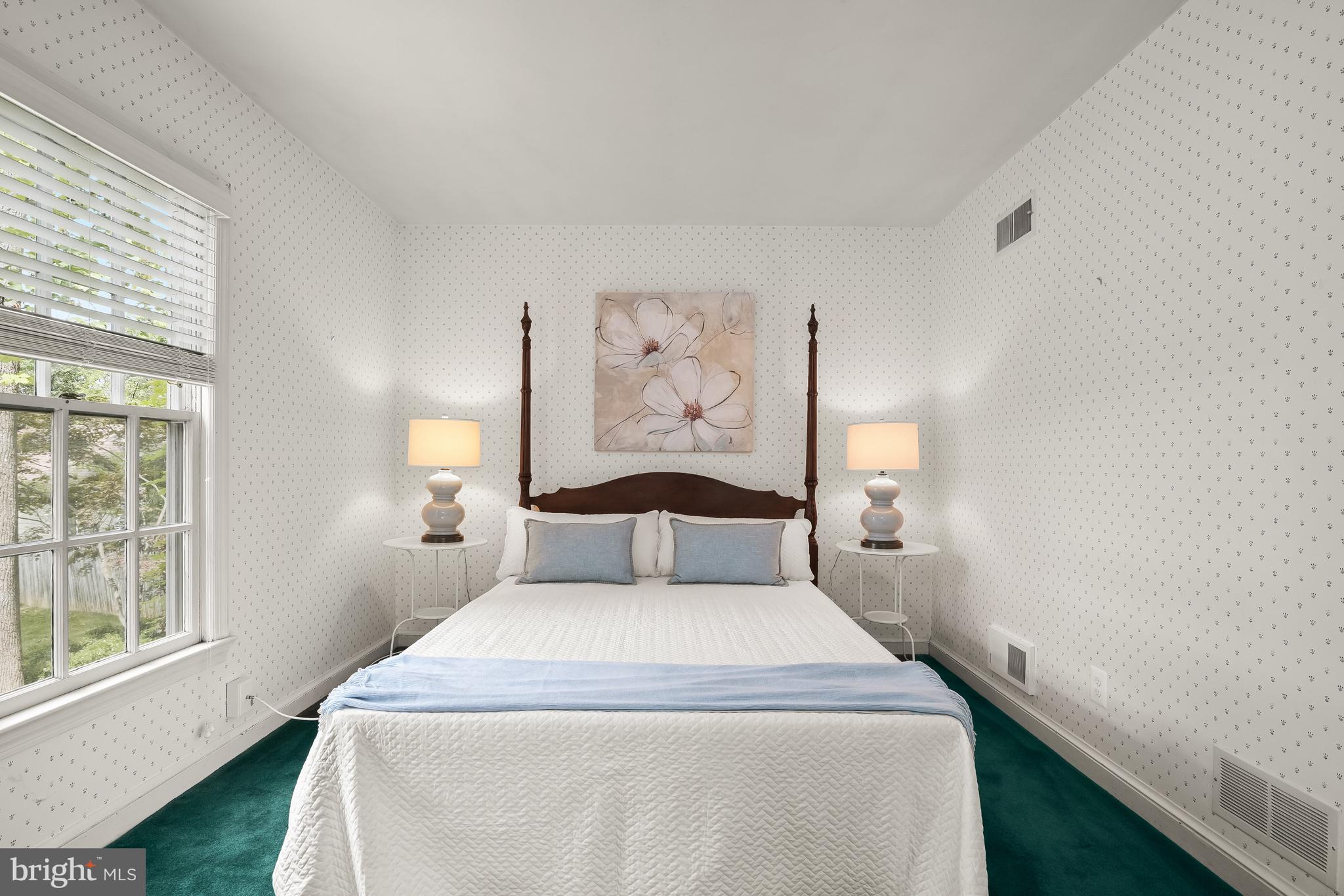 WINDSOR HILLS - Residential