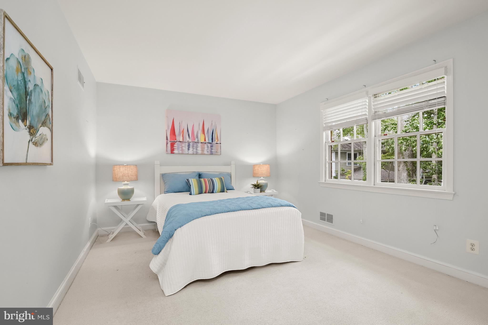 WINDSOR HILLS - Residential