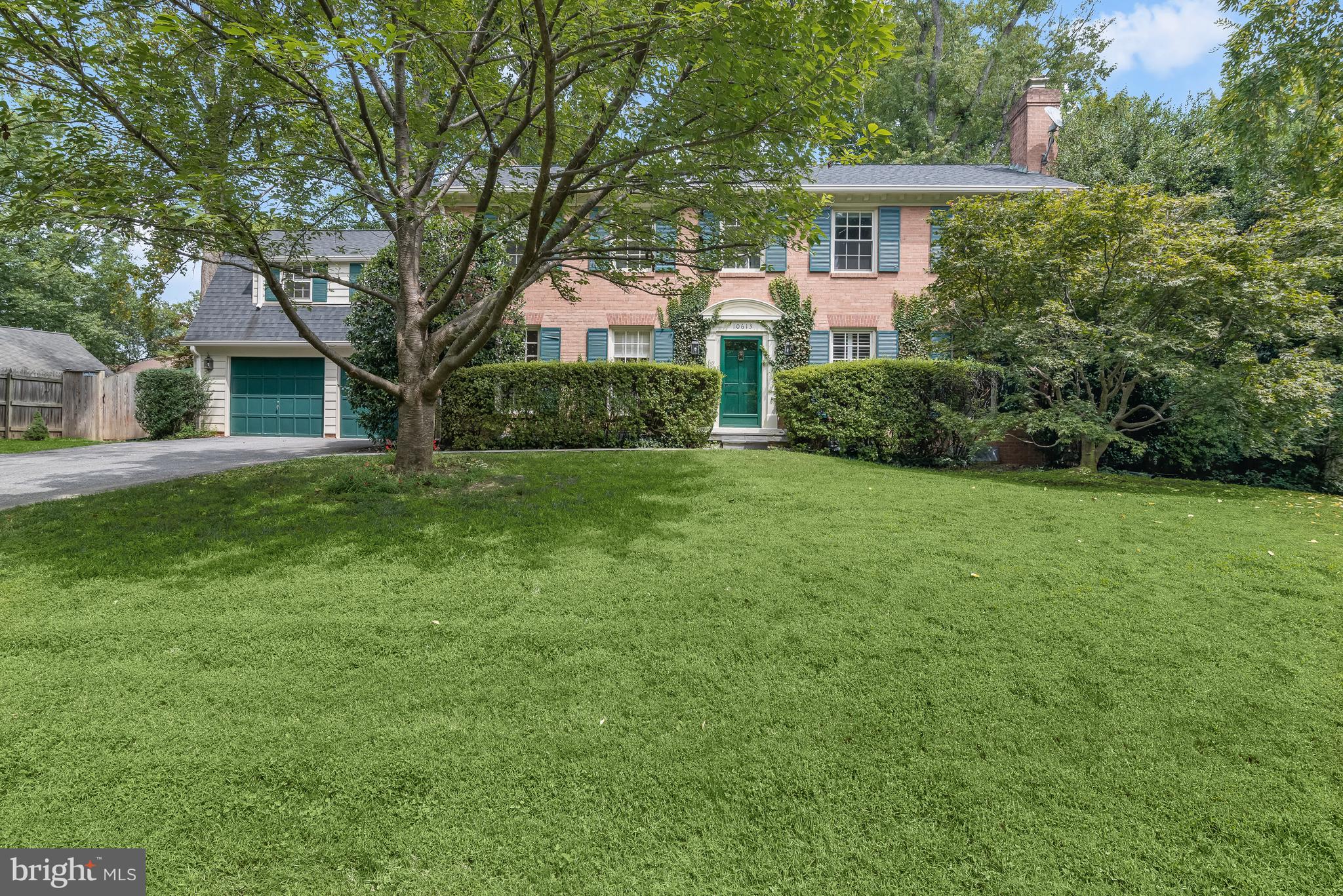 WINDSOR HILLS - Residential