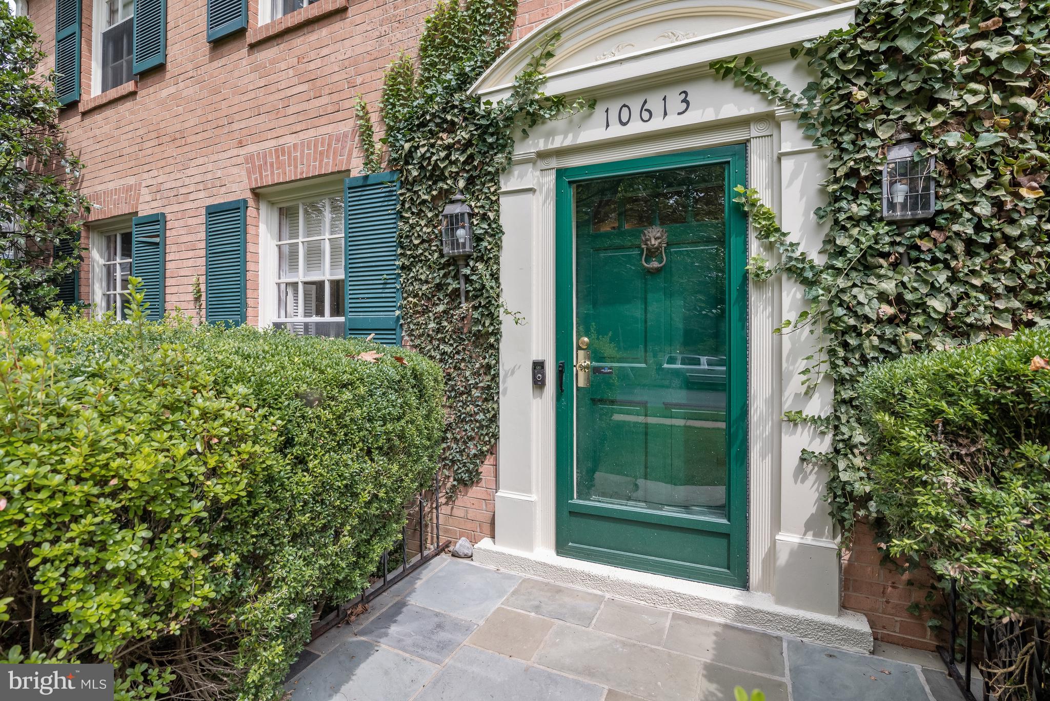 WINDSOR HILLS - Residential