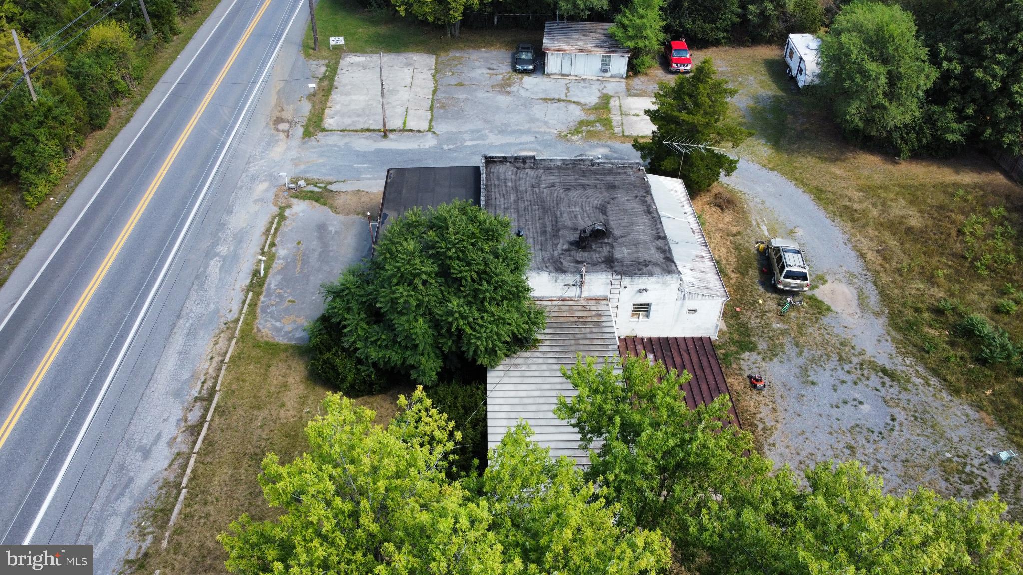 11715 WINCHESTER AVENUE