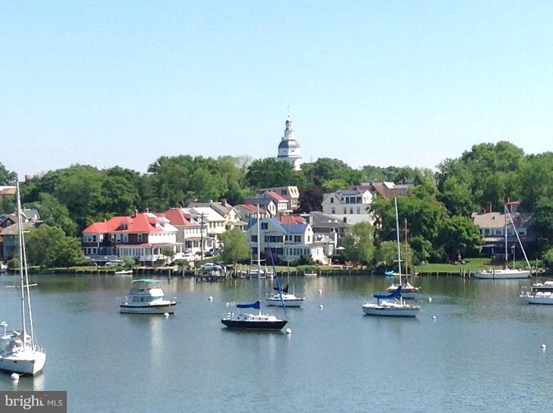 THE POINT CONDO - Residential