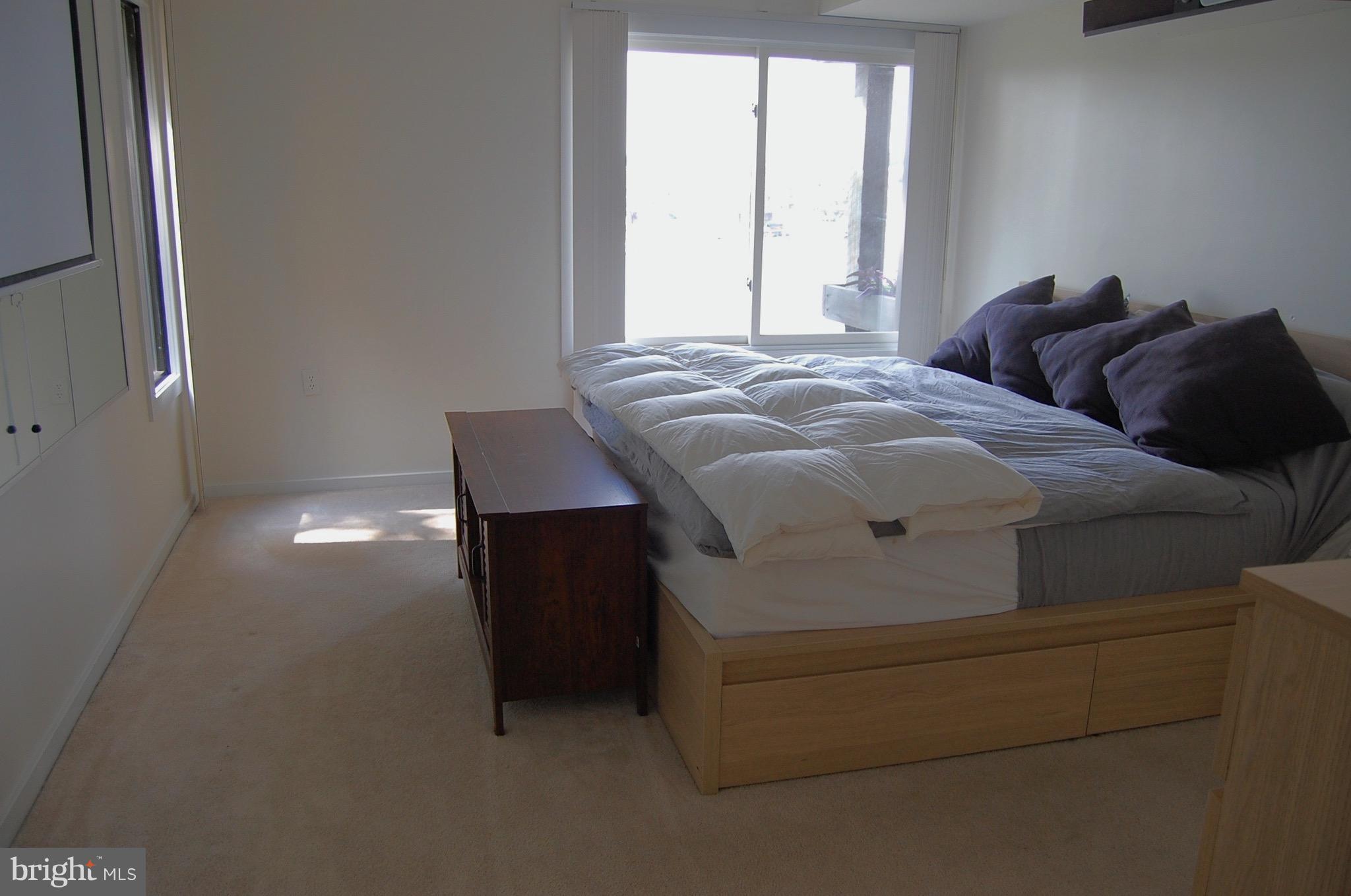 THE POINT CONDO - Residential