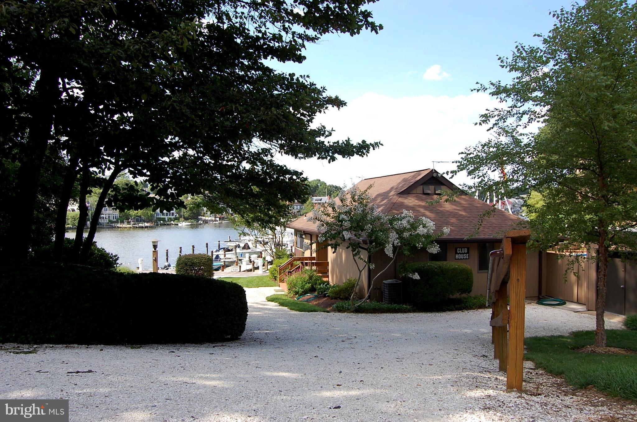 THE POINT CONDO - Residential