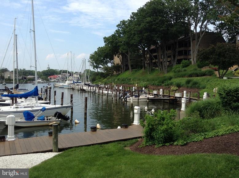 THE POINT CONDO - Residential