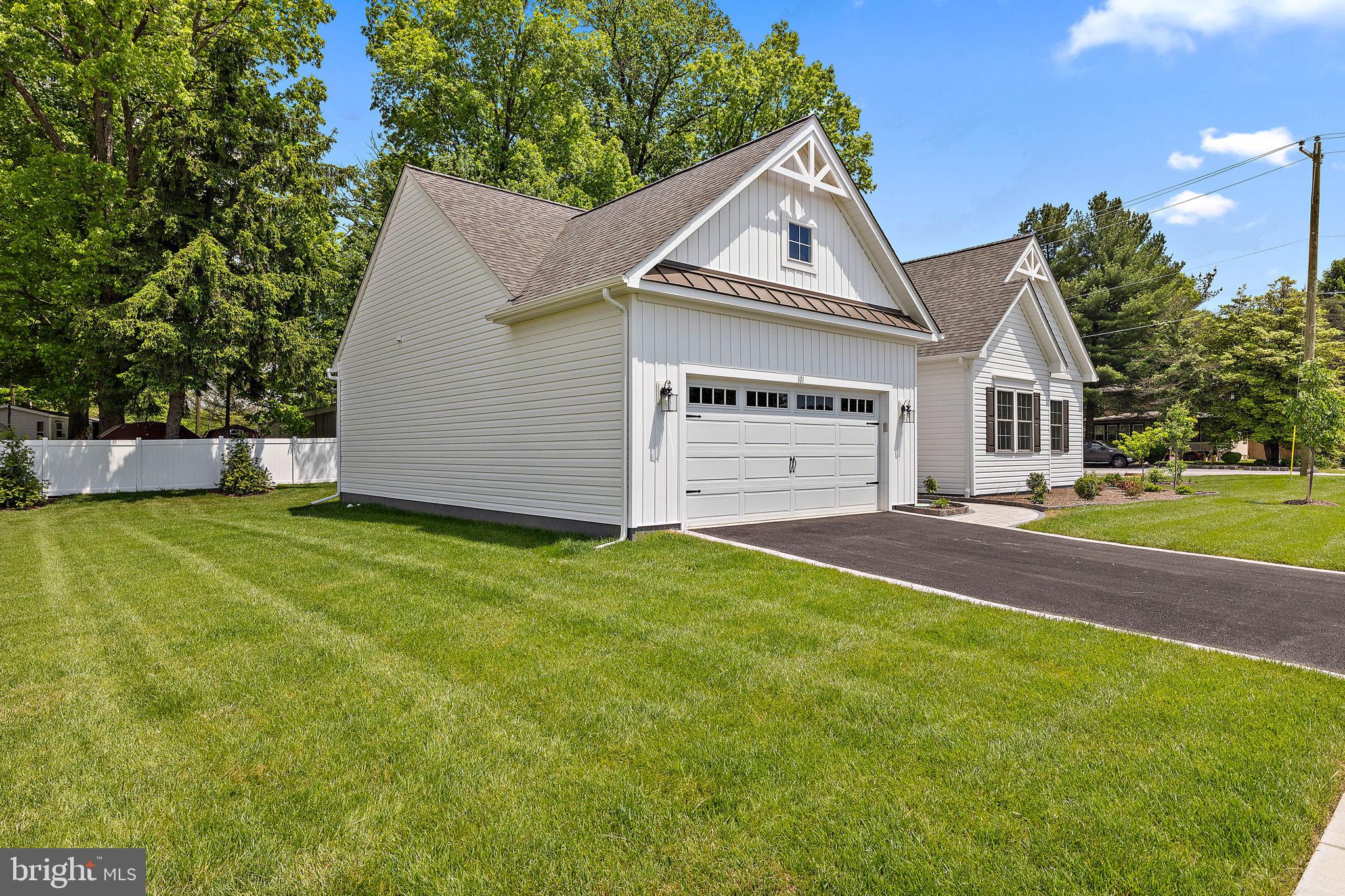 MEADOWS AT WICKLOW - Residential