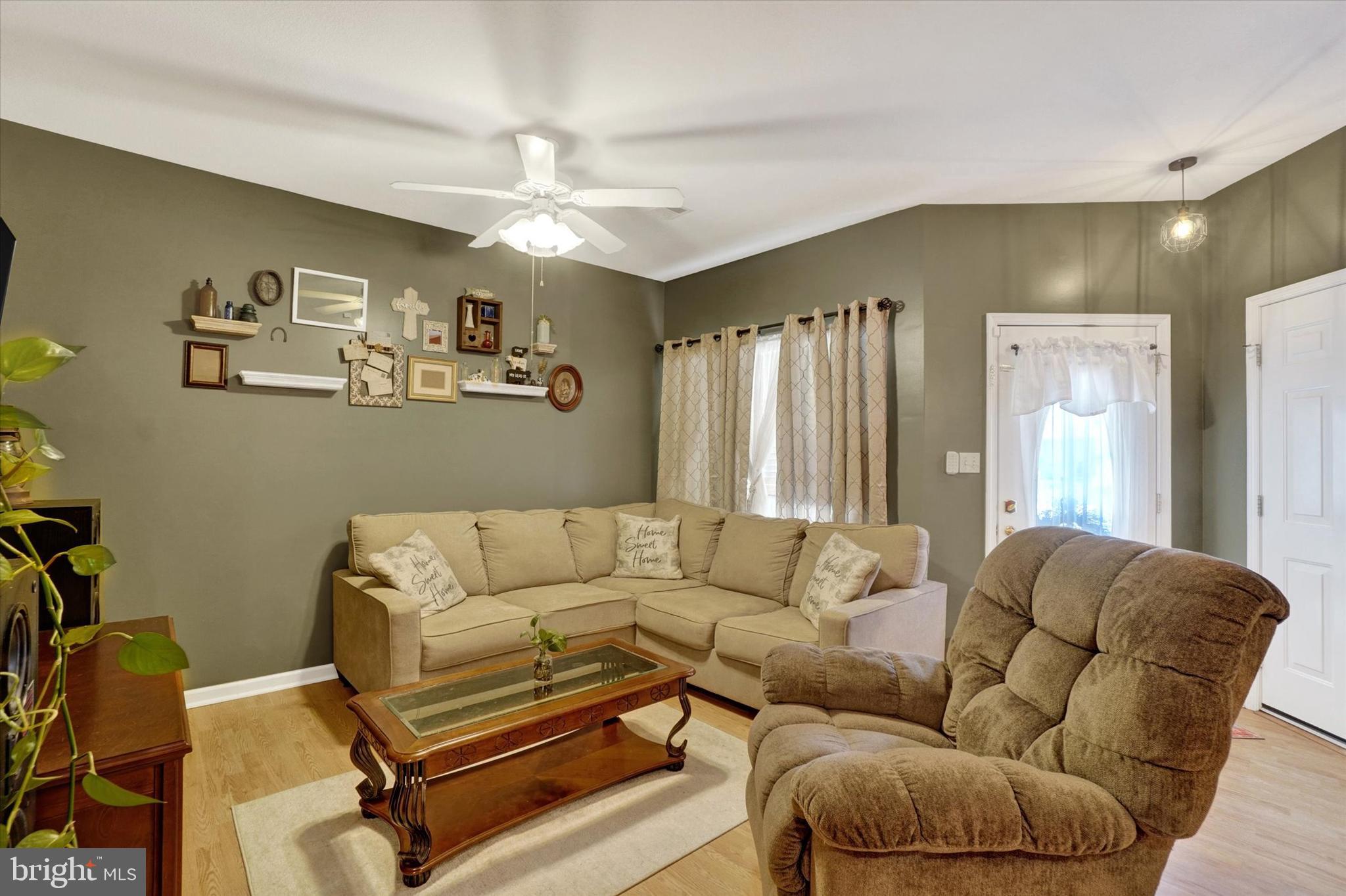 ASHCOMBE FARMS - Residential