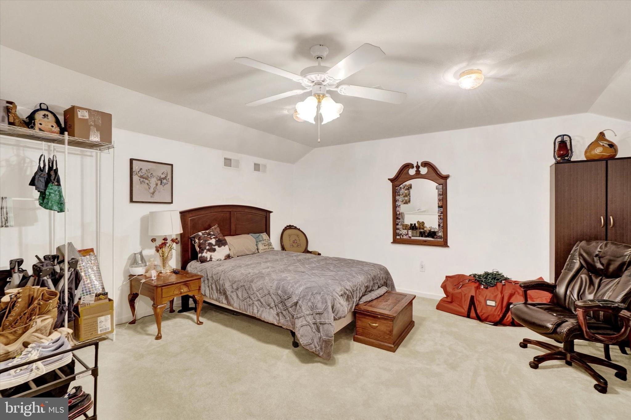 ASHCOMBE FARMS - Residential