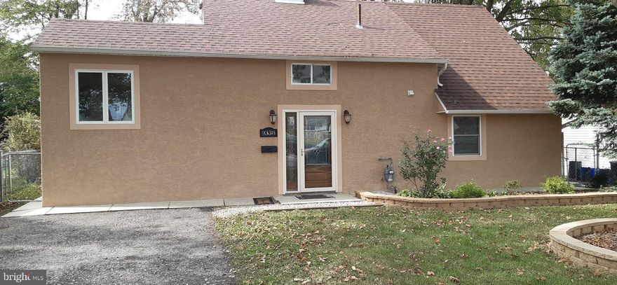 A beautiful house with numerous upgrades. Freshly painted, new laminate floors, new kitchen cabinets with new granite countertops.  Large master suite with its own bathroom and on the first floor.  There are 2 additional bedrooms on the first floor. Upstairs there is an additional bedroom. Beautiful stucco all around. Nice backyard with a freshly painted deck Come and see for yourself all this house has to offer. Completely move in ready!