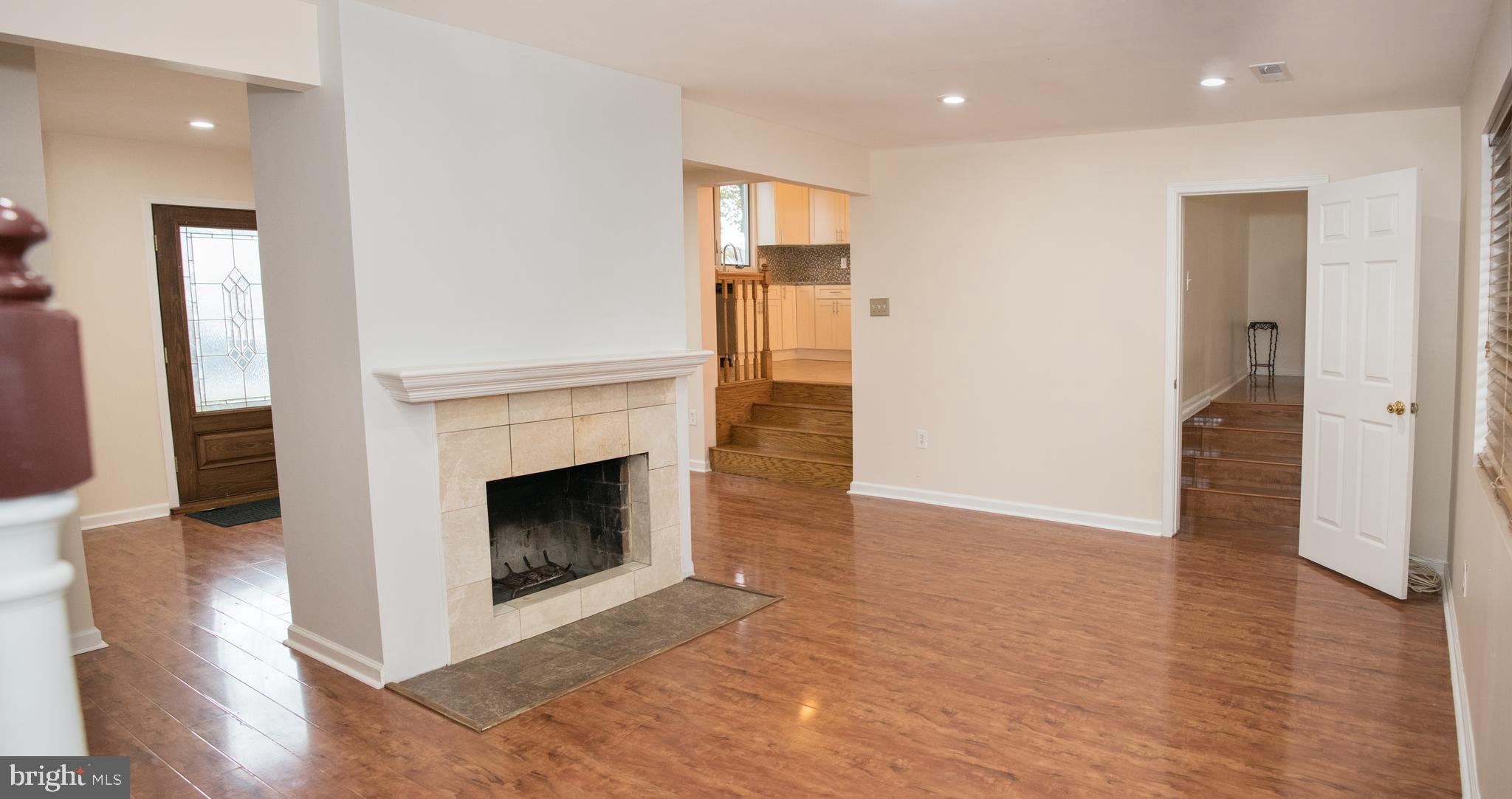 ACADEMY GARDENS - Residential