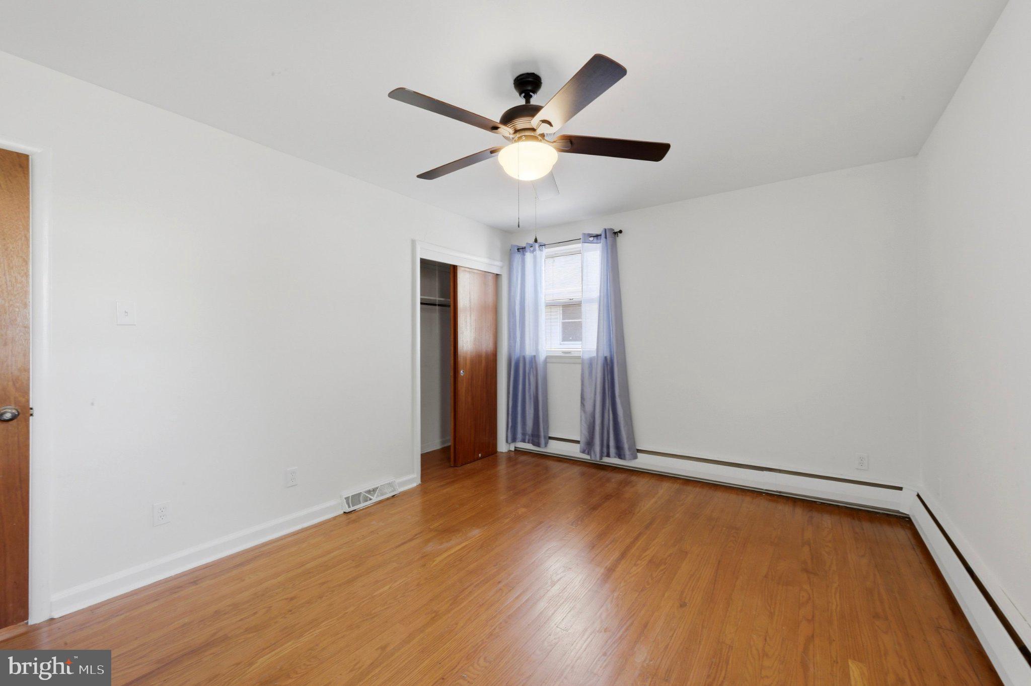 CLIFTON HEIGHTS - Residential