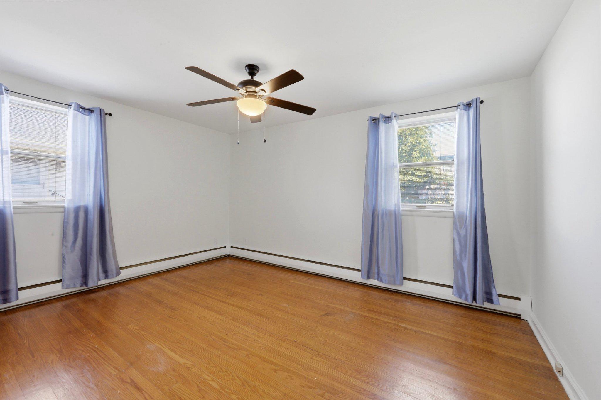 CLIFTON HEIGHTS - Residential