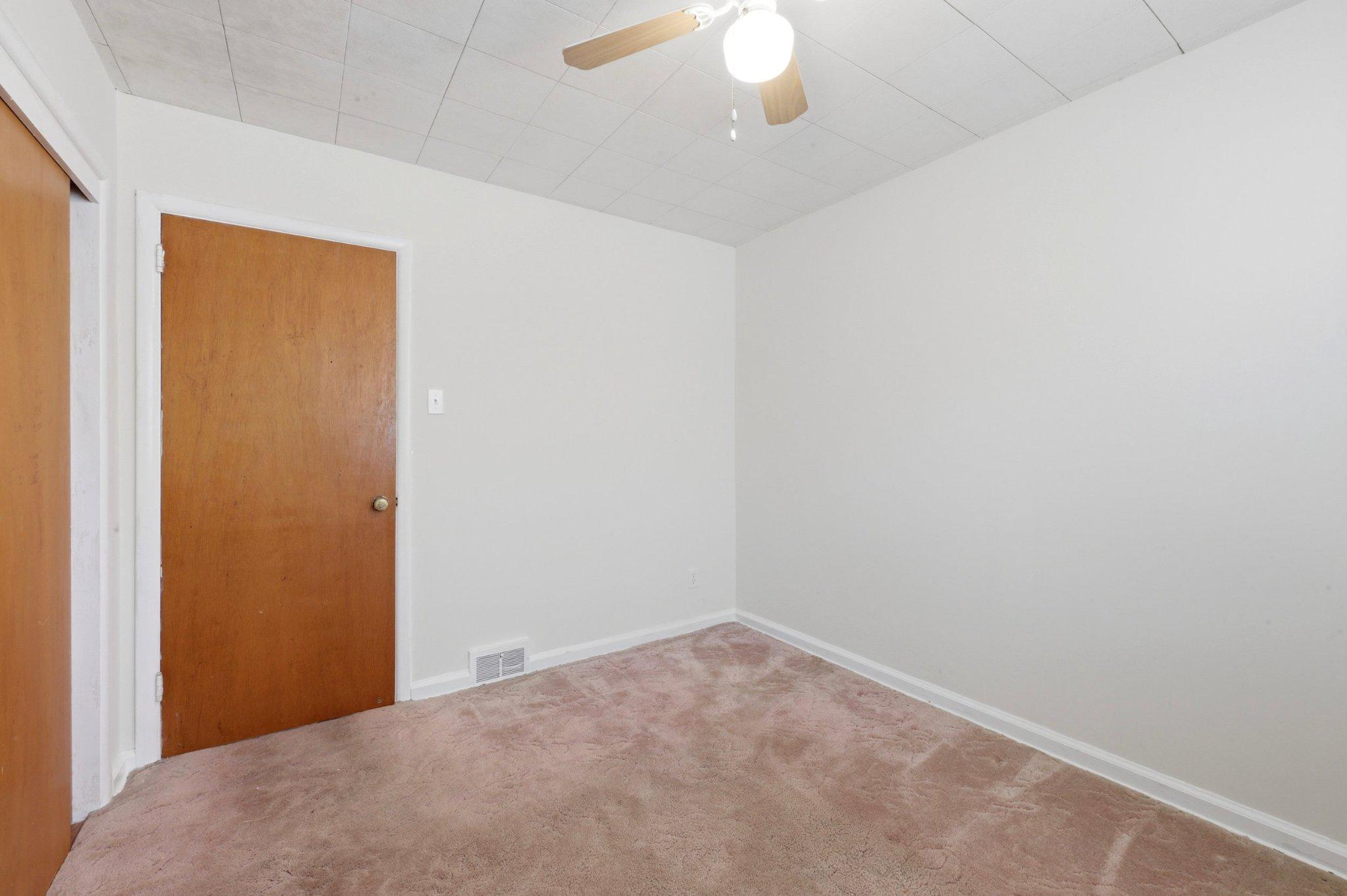 CLIFTON HEIGHTS - Residential