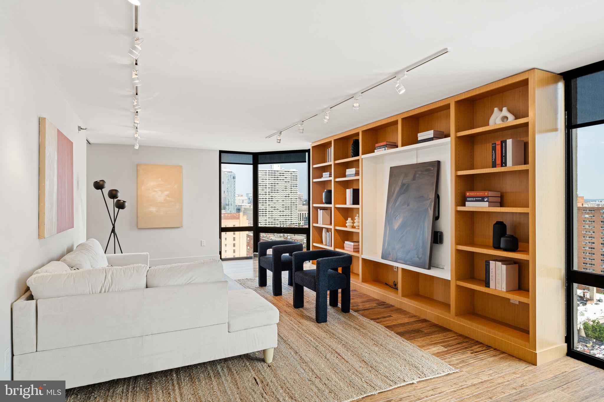 RITTENHOUSE SQUARE - Residential