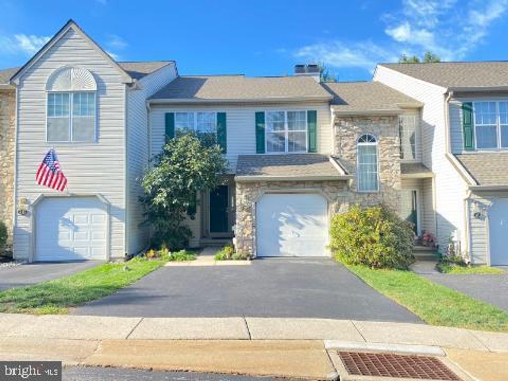 Photo of 9 Essex Court, EAGLEVILLE, PA 19403 (MLS # PAMC2161858)