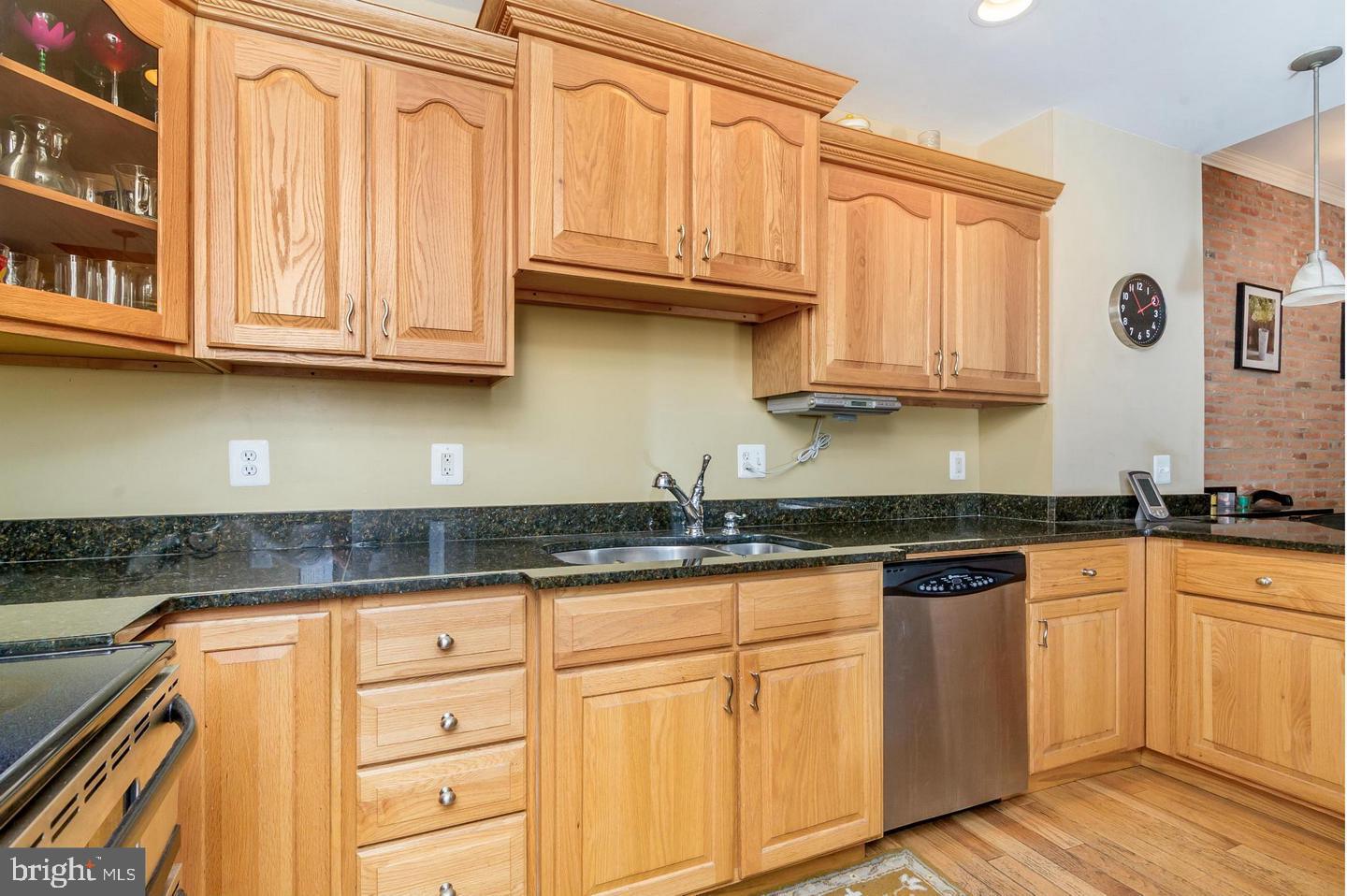 FEDERAL HILL HISTORIC DISTRICT - Residential Lease