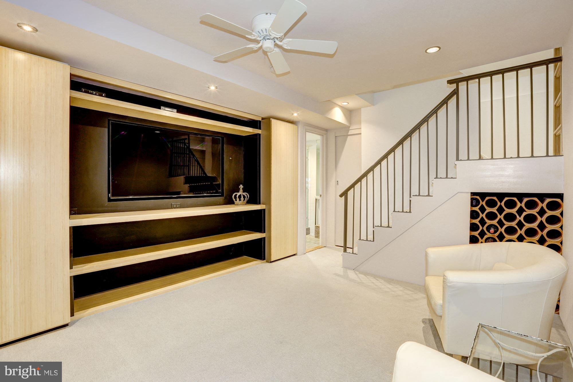 CABIN JOHN PARK - Residential