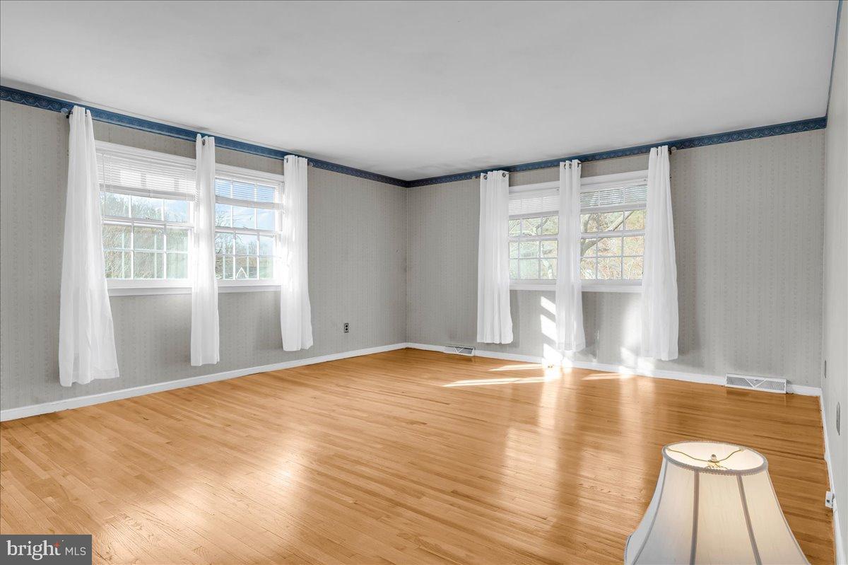 COVERED BRIDGE FARMS - Residential