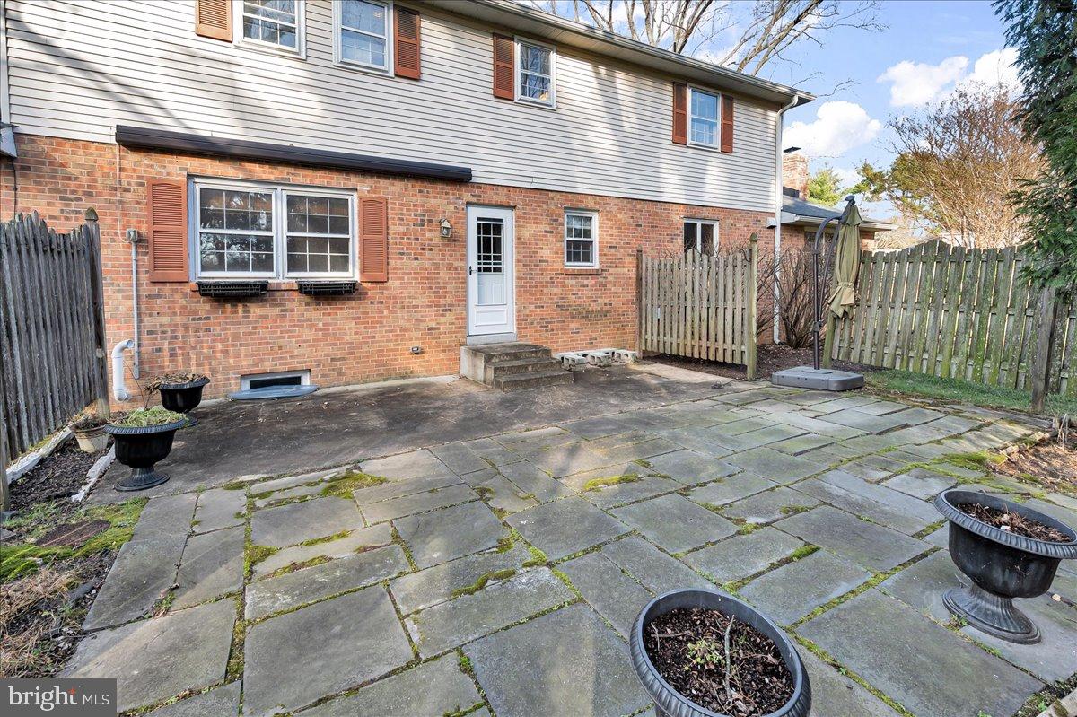 COVERED BRIDGE FARMS - Residential