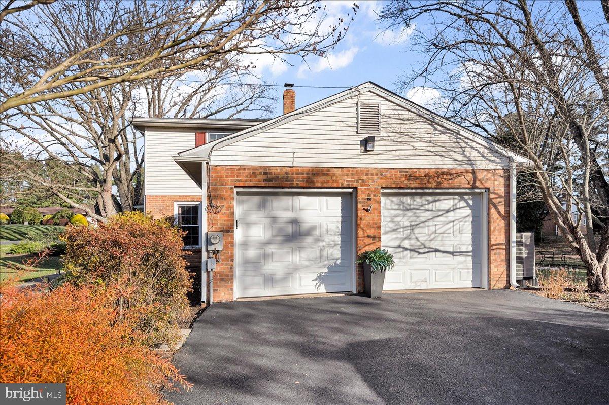 COVERED BRIDGE FARMS - Residential