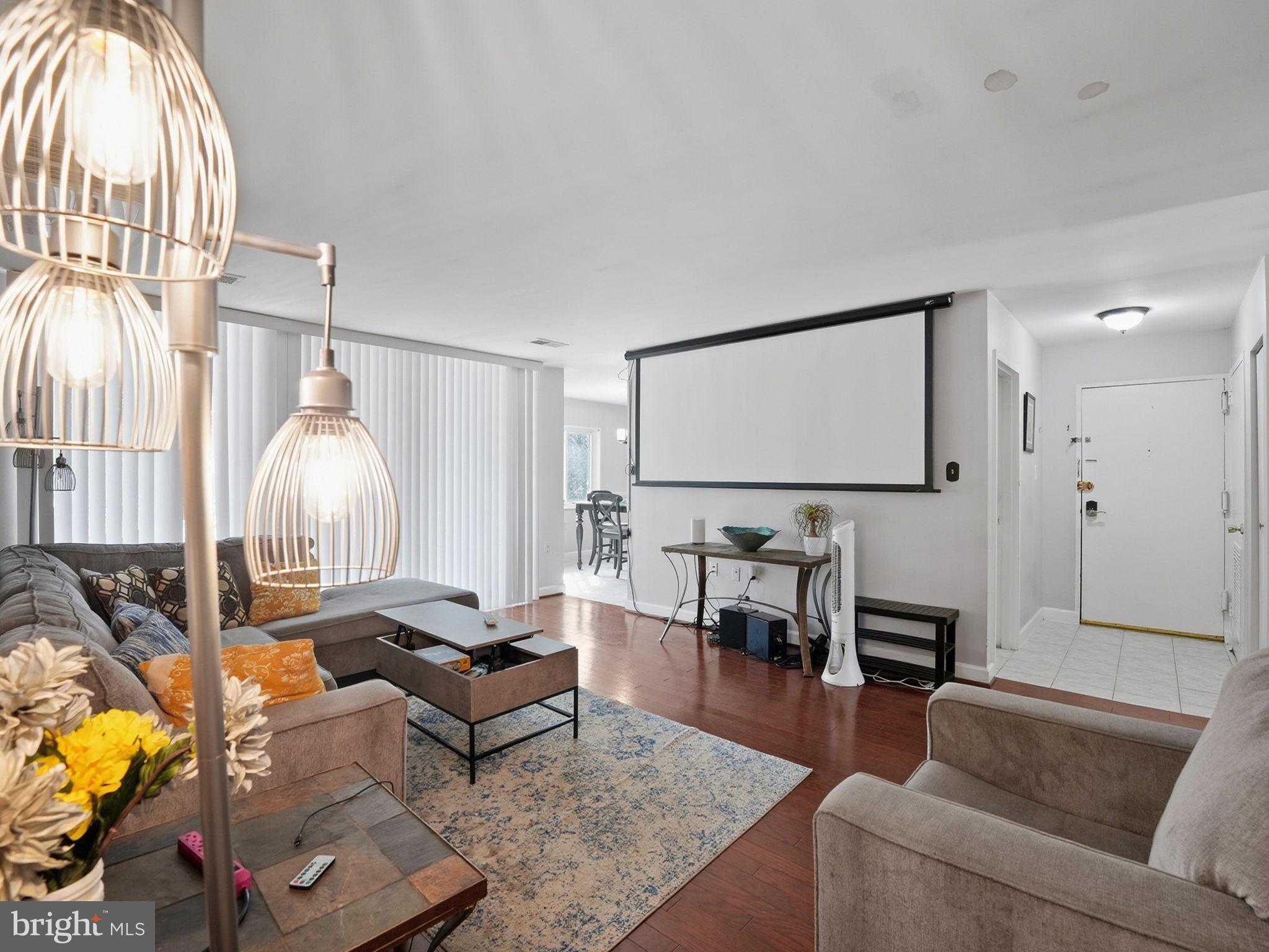 1546 NORTHGATE SQUARE UNIT 21C