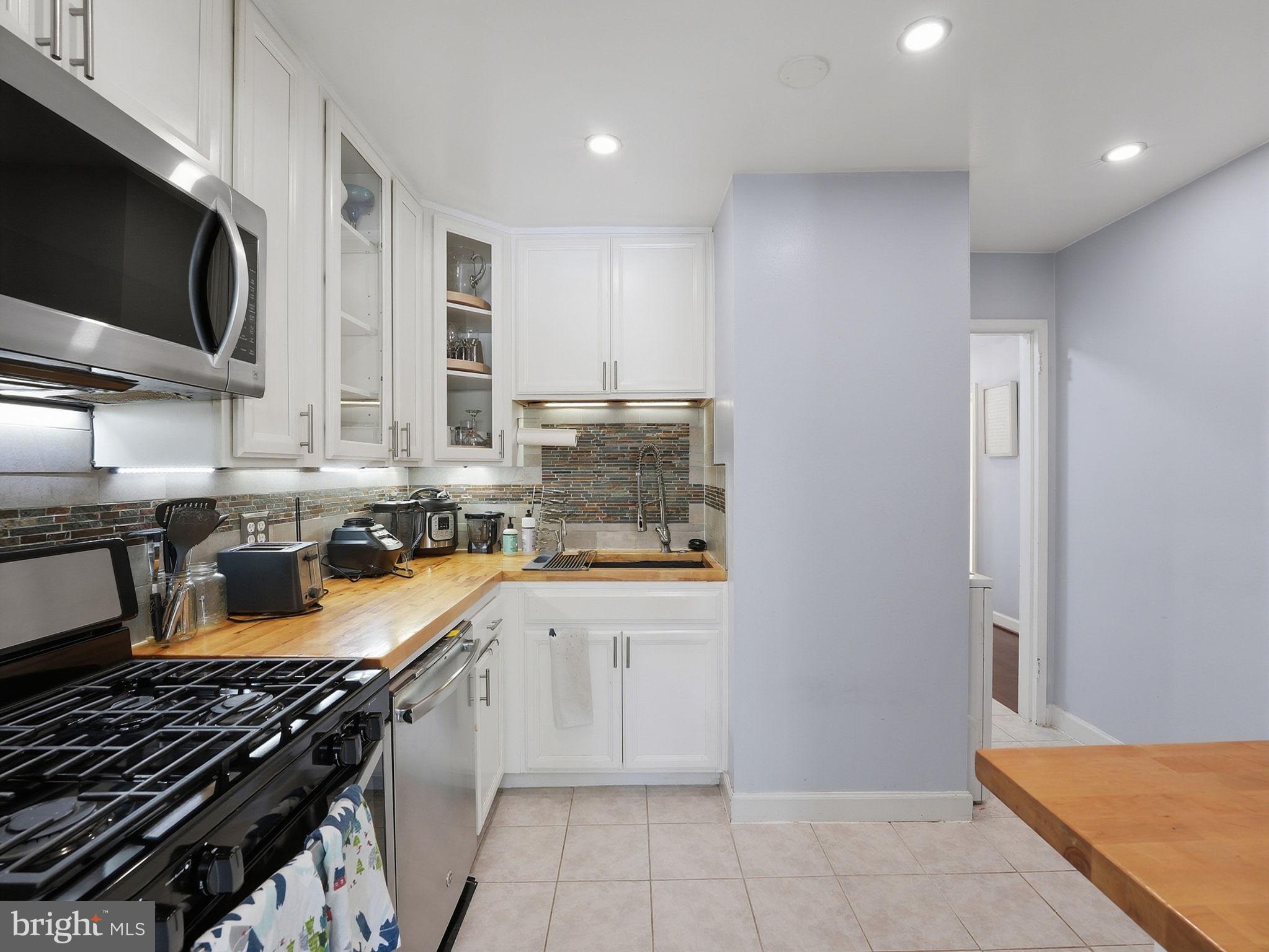 NORTHGATE CONDO - Residential