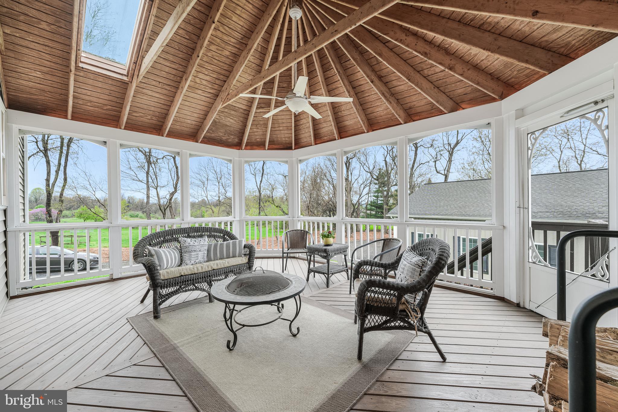 BOLINGTON ROAD - Residential