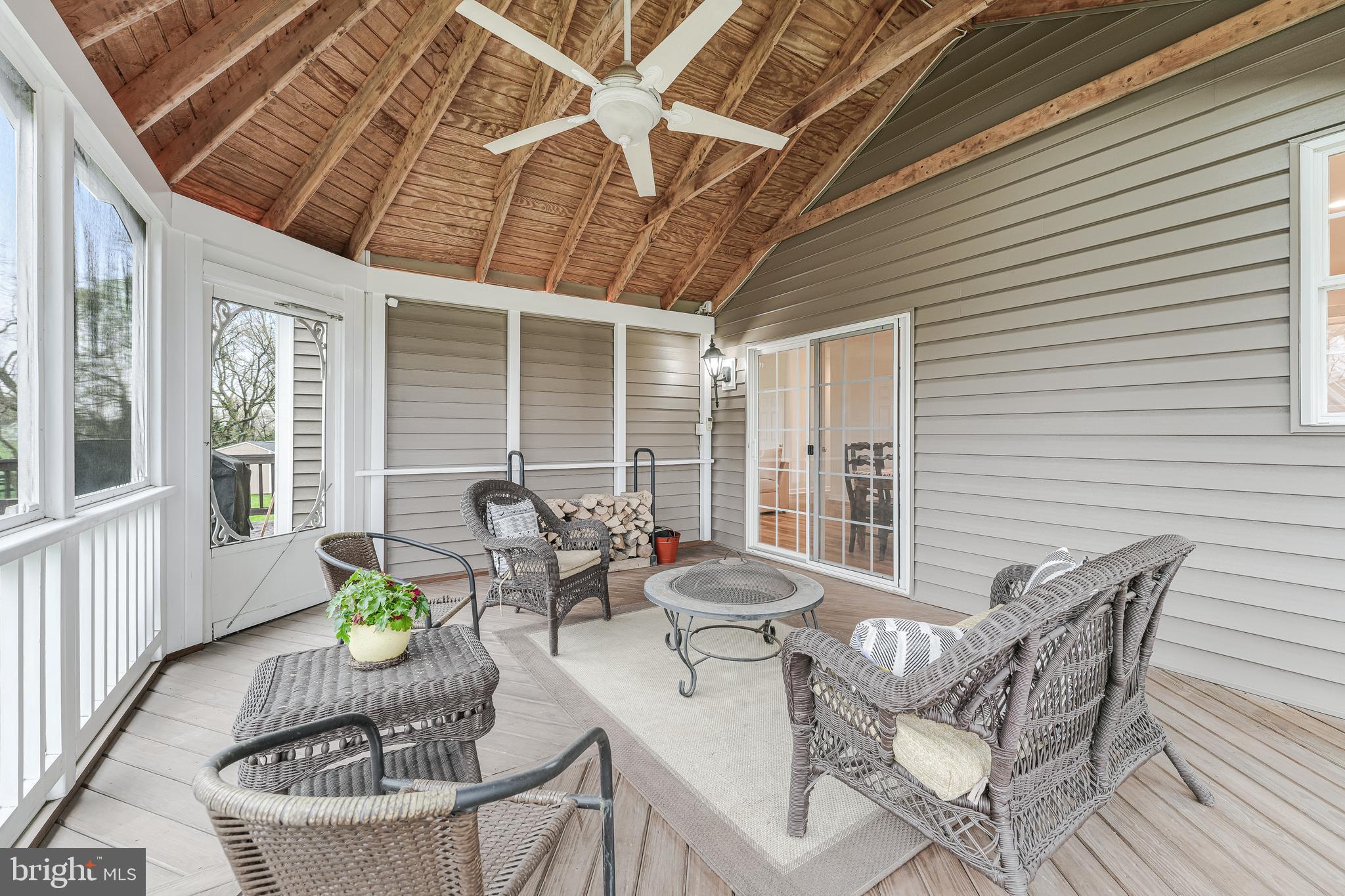 BOLINGTON ROAD - Residential