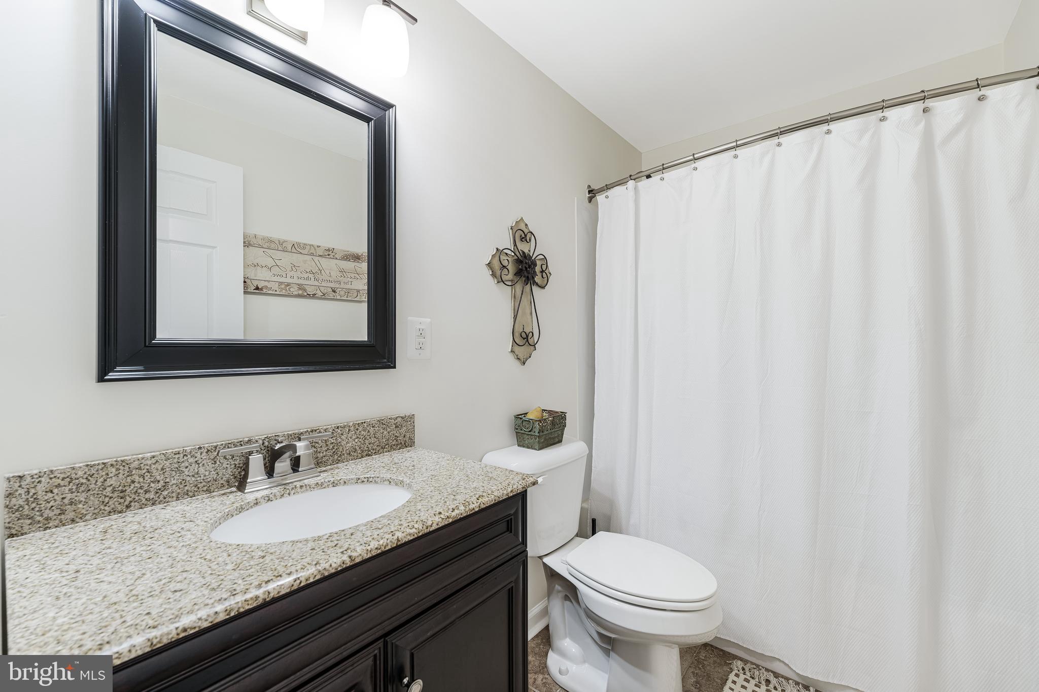 BOLINGTON ROAD - Residential