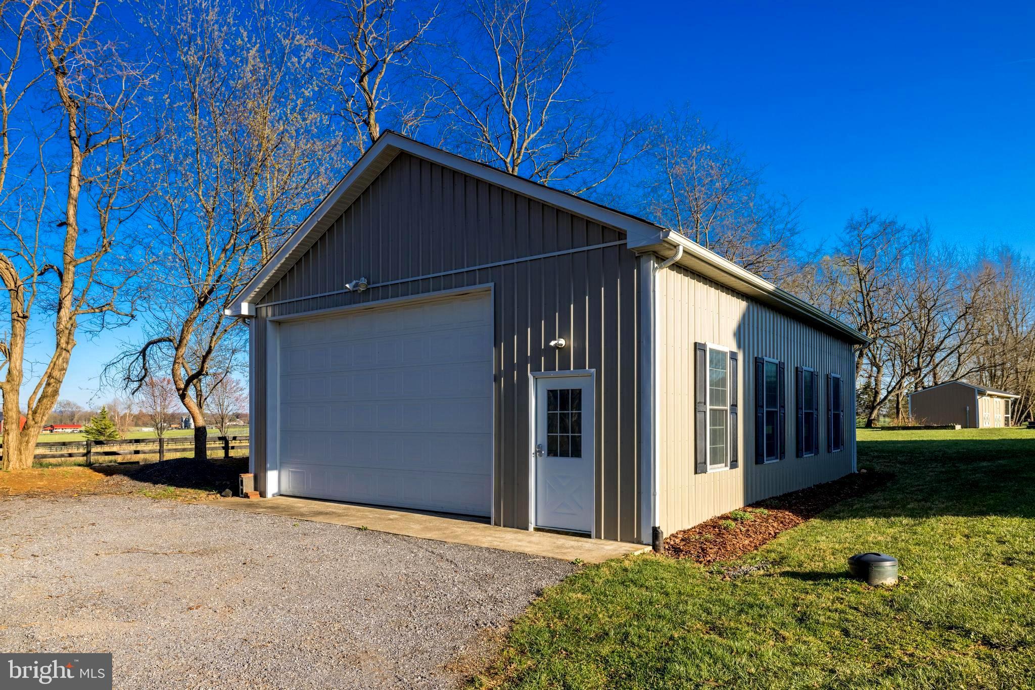 BOLINGTON ROAD - Residential