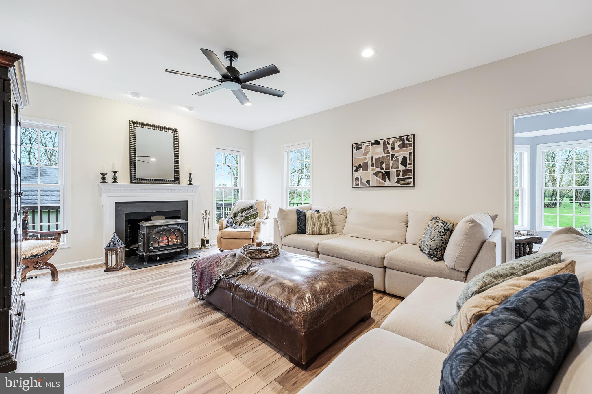 BOLINGTON ROAD - Residential