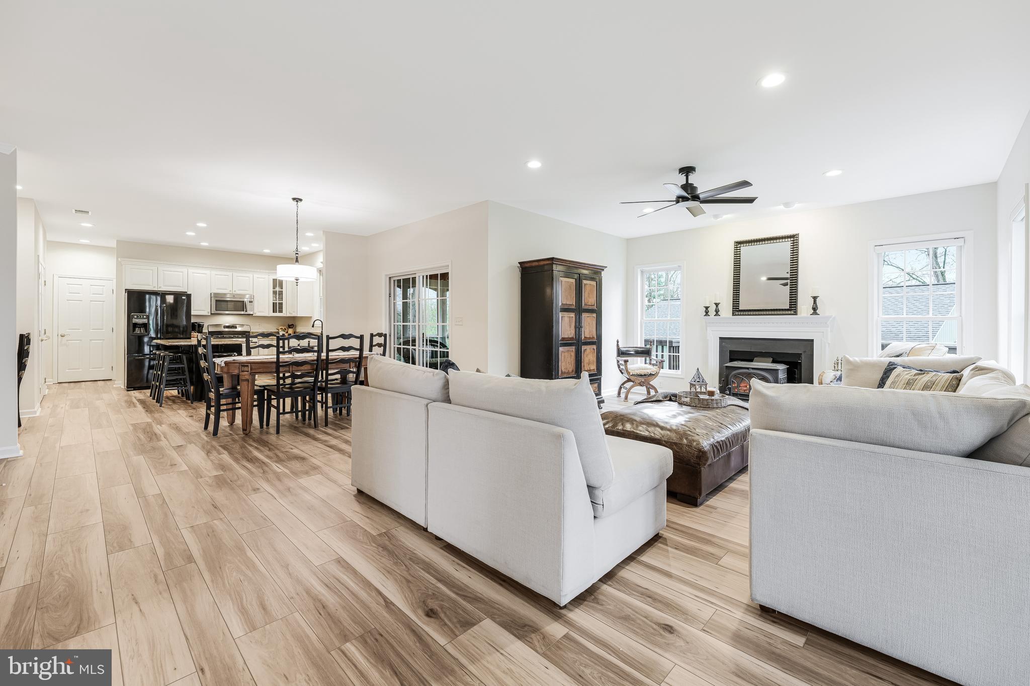 BOLINGTON ROAD - Residential