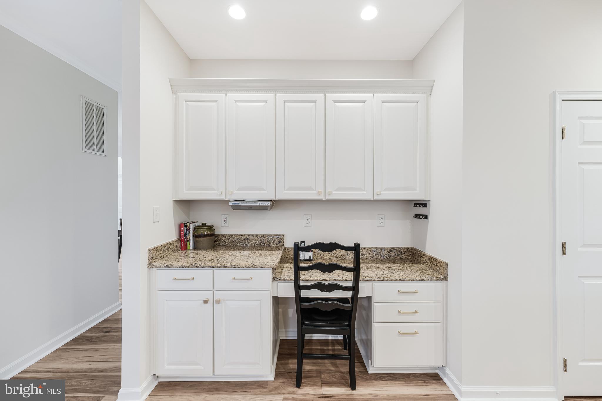 BOLINGTON ROAD - Residential